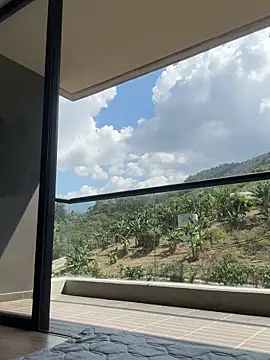 Snapshot of Helenbronwx chatting on 17, 1, 2025 Helenbronwx online show from 17, 1, 2025