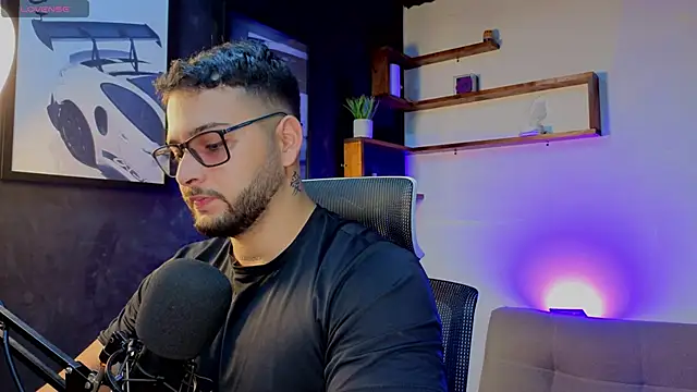 Andrew Brown online show from 17, 10, 2025