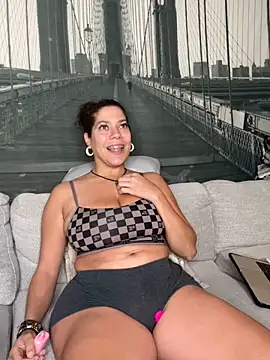 Bigbuttbrooklynn online show from 24, 2, 2025