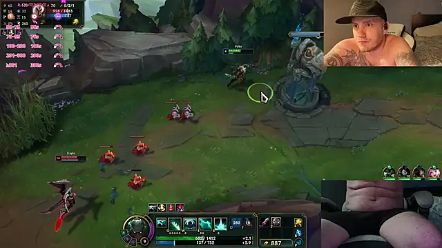 Snapshot of Hydro-Blastz chatting on 9, 10, 2025 Hydro-Blastz online show from 9, 10, 2025