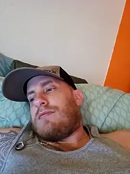 Snapshot of Hydro-Blastz chatting on 18, 10, 2025 Hydro-Blastz online show from 18, 10, 2025