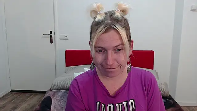 cumfun online show from 4, 2, 2025