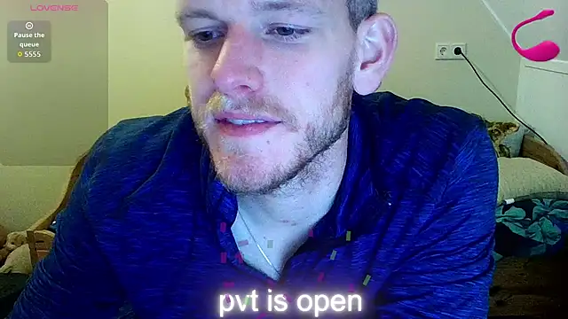 Snapshot of Love_Bert chatting on 31, 10, 2025 Love Bert online show from 31, 10, 2025