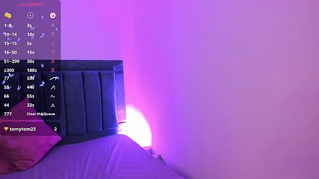 Snapshot of chloe_sun chatting on 23, 11, 2025 chloe sun online show from 23, 11, 2025