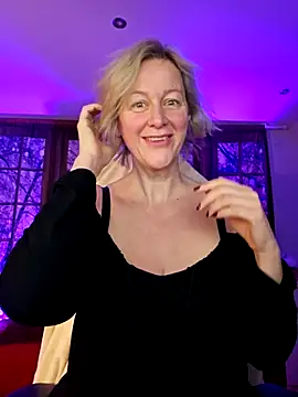 Snapshot of MarleneBloem chatting on 12, 1, 2026 MarleneBloem online show from 12, 1, 2026