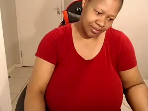 bustylisa1983 online show from 28, 10, 2025