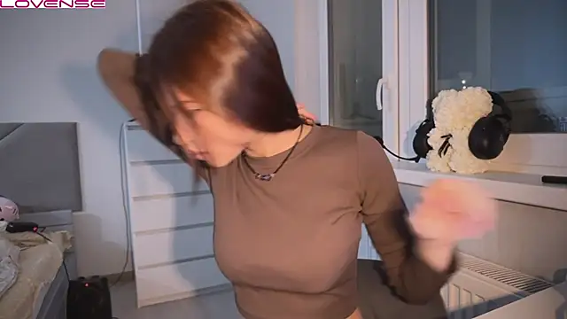 Snapshot of YourOblivion chatting on 19, 2, 2025 YourOblivion online show from 19, 2, 2025