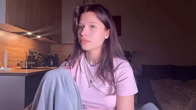 Snapshot of YourOblivion chatting on 15, 9, 2025 YourOblivion online show from 15, 9, 2025