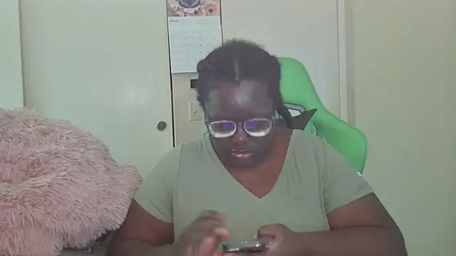 Yagurl  west online show from 13, 1, 2025