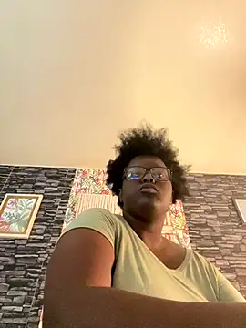 Yagurl  west online show from 6, 11, 2025