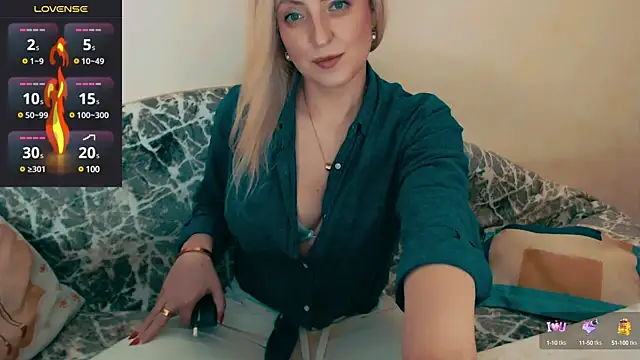 Snapshot of ElysonLang chatting on 28, 1, 2025 ElysonLang online show from 28, 1, 2025