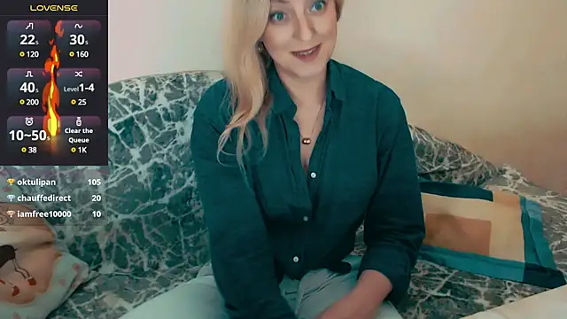 Snapshot of ElysonLang chatting on 9, 2, 2025 ElysonLang online show from 9, 2, 2025