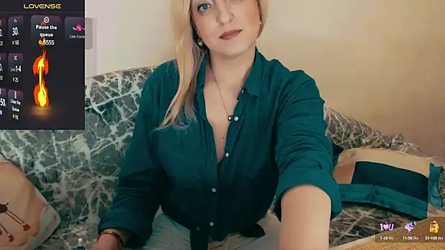 Snapshot of ElysonLang chatting on 11, 2, 2025 ElysonLang online show from 11, 2, 2025