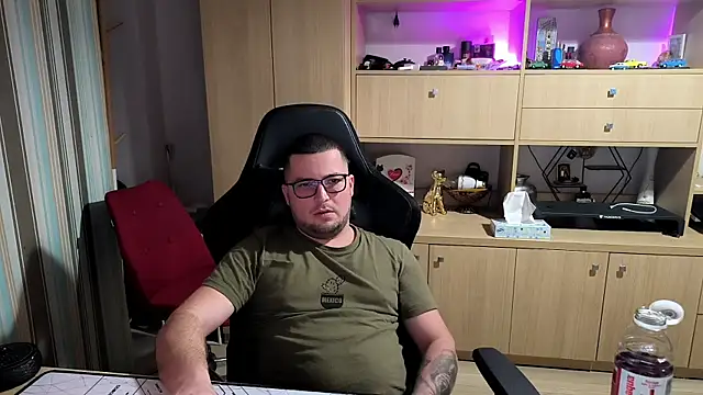 bigpuff hott online show from 5, 11, 2025