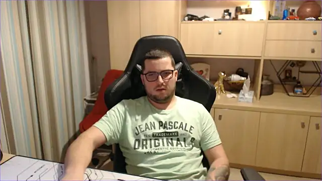 bigpuff hott online show from 23, 11, 2025