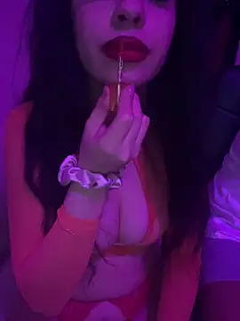 Katalinastarr online show from 1, 2, 2025