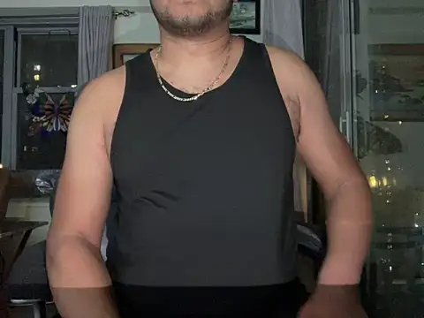 Snapshot of ThickDick_Daddy chatting on 8, 3, 2026 ThickDick Daddy online show from 8, 3, 2026