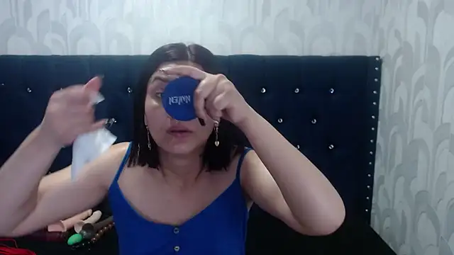 AdaFawxx online show from 31, 1, 2025