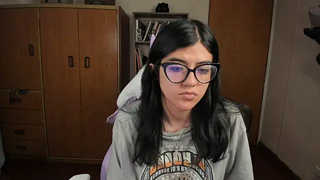 valerie  skyy online show from 17, 1, 2025