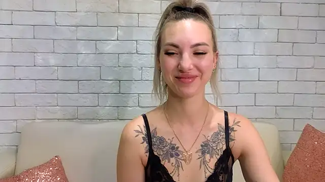 MiaMinx online show from 6, 2, 2025