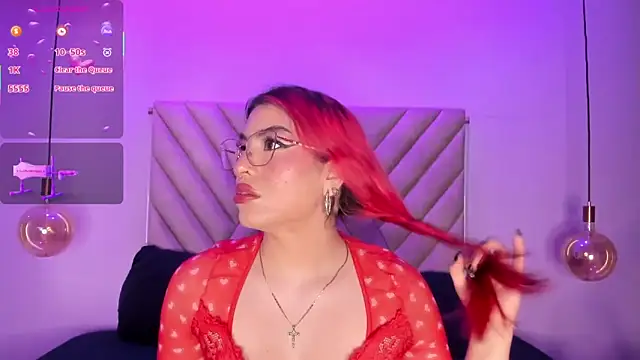 EmmaSwift  online show from 21, 11, 2025