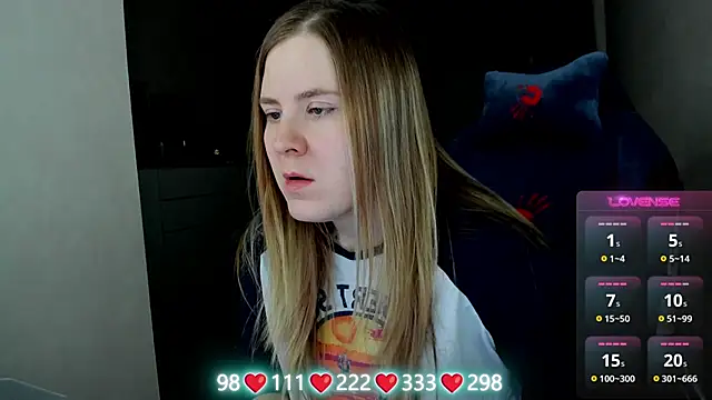 Olivia Munk online show from 10, 3, 2026