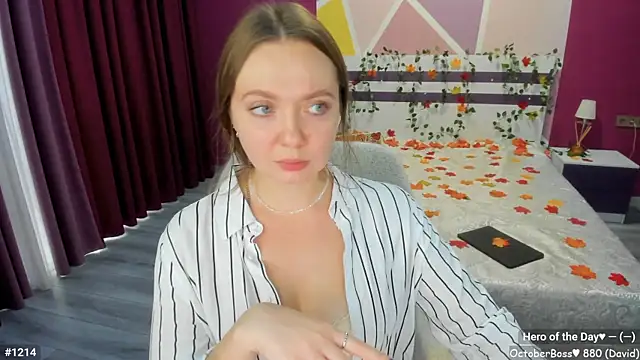 LizaGost online show from 9, 10, 2025