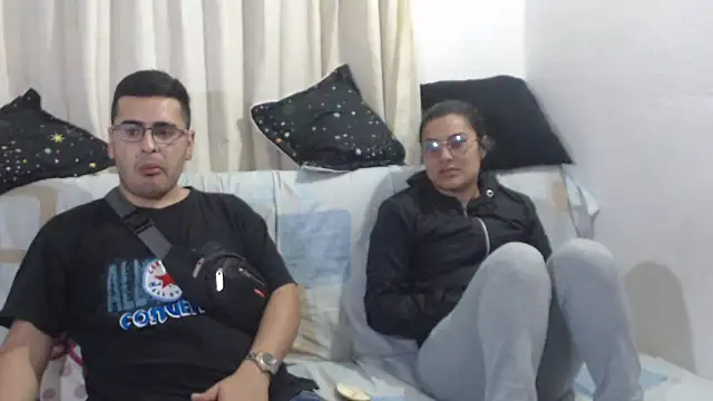 Snapshot of luxury_sex_17 chatting on 3, 3, 2025 luxury sex 17 online show from 3, 3, 2025