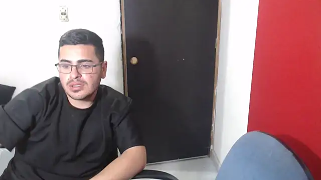 Snapshot of luxury_sex_17 chatting on 10, 3, 2025 luxury sex 17 online show from 10, 3, 2025