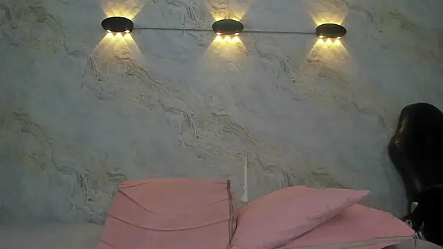 Snapshot of jones_maddy_ chatting on 15, 3, 2025 jones maddy online show from 15, 3, 2025