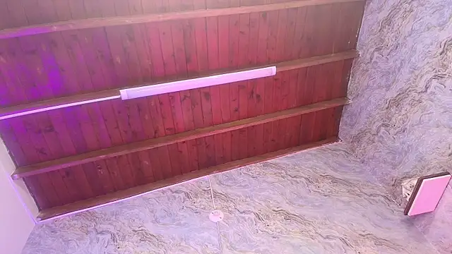 Snapshot of jones_maddy_ chatting on 30, 10, 2025 jones maddy online show from 30, 10, 2025