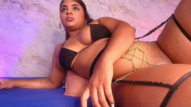 Snapshot of jones_maddy_ chatting on 1, 11, 2025 jones maddy online show from 1, 11, 2025