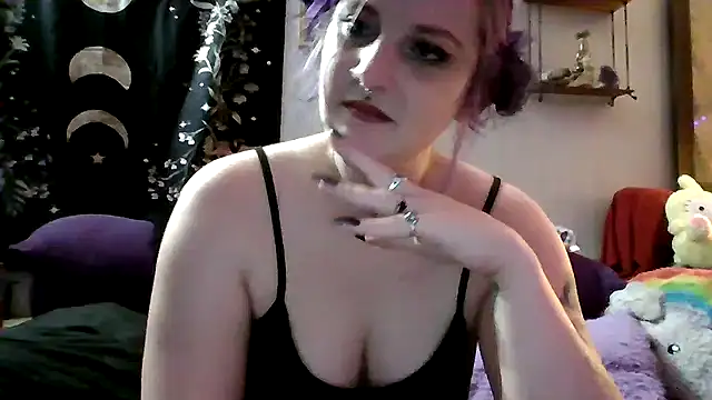 LunaLilith online show from 6, 3, 2025