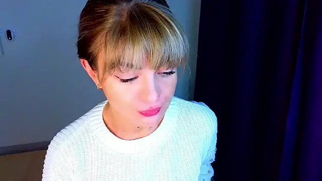  comefeelme  online show from 22, 10, 2025