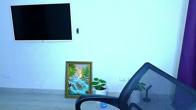  comefeelme  online show from 27, 10, 2025