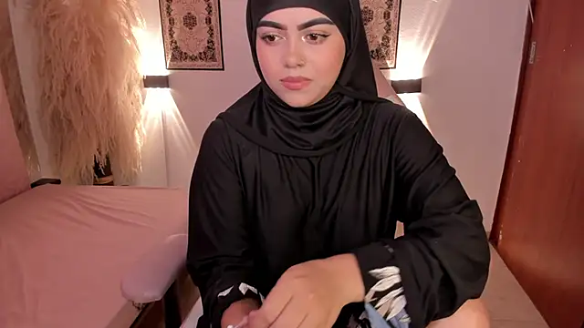 Snapshot of shayla_18 chatting on 17, 1, 2025 shayla 18 online show from 17, 1, 2025