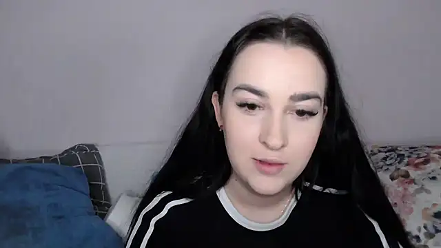 Snapshot of vitalina_freedom chatting on 6, 12, 2024 vitalina freedom online show from 6, 12, 2024