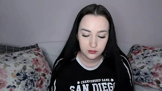 Snapshot of vitalina_freedom chatting on 27, 12, 2024 vitalina freedom online show from 27, 12, 2024