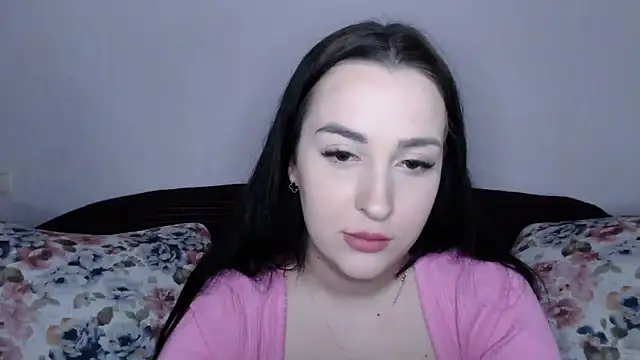 Snapshot of vitalina_freedom chatting on 5, 1, 2025 vitalina freedom online show from 5, 1, 2025