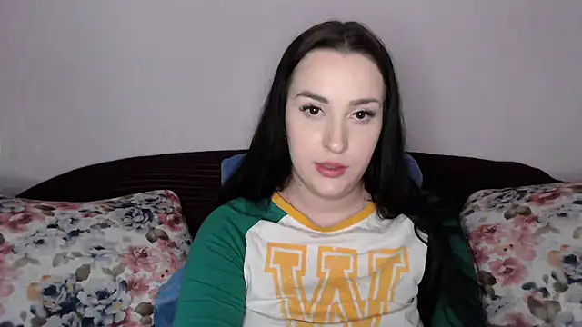 Snapshot of vitalina_freedom chatting on 5, 1, 2025 vitalina freedom online show from 5, 1, 2025