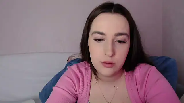 Snapshot of vitalina_freedom chatting on 12, 3, 2025 vitalina freedom online show from 12, 3, 2025