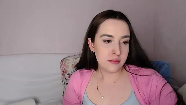 Snapshot of vitalina_freedom chatting on 12, 3, 2025 vitalina freedom online show from 12, 3, 2025