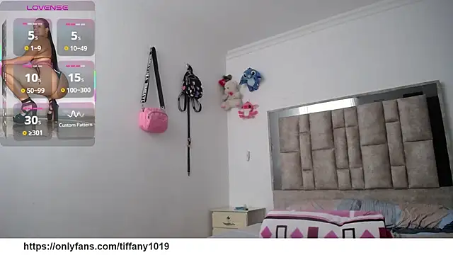 Snapshot of tiffany__pink chatting on 8, 3, 2026 tiffany pink online show from 8, 3, 2026