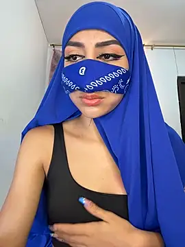 Snapshot of _alabina_ chatting on 7, 11, 2025 alabina online show from 7, 11, 2025