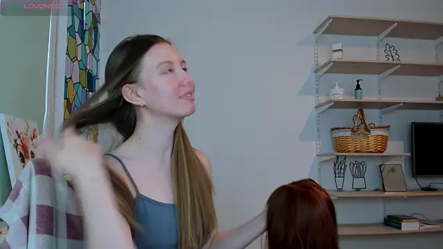 Snapshot of Peggy_Beauty chatting on 16, 11, 2025 Peggy Beauty online show from 16, 11, 2025