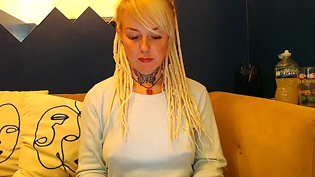 pixiedreadx online show from 13, 10, 2025