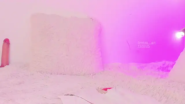 Snapshot of smiling__girl2 chatting on 13, 2, 2025 smiling girl2 online show from 13, 2, 2025