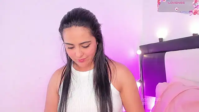 Snapshot of smiling__girl2 chatting on 19, 3, 2025 smiling girl2 online show from 19, 3, 2025