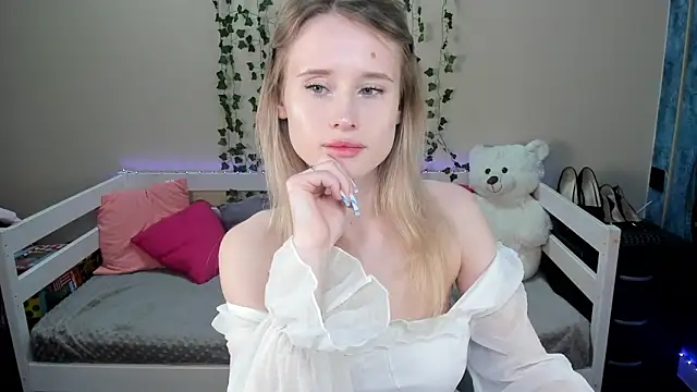  adel brooks  online show from 23, 10, 2025