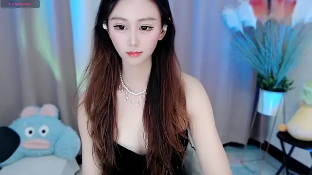 Aimee-520 online show from 8, 12, 2024